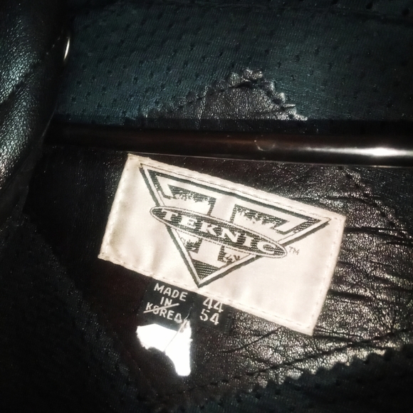 Vintage.Men's med. Leather moto jacked. Armoured - Picture 2 of 8